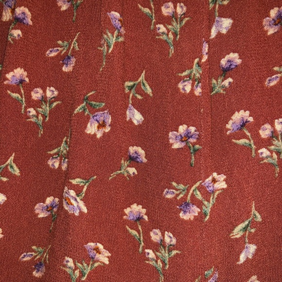 American Eagle Floral Romper - Picture 5 of 9